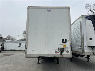 2022 Utility Trailer Mfg. VS2DX White   - Photo 3 - Rushville, IN 46173