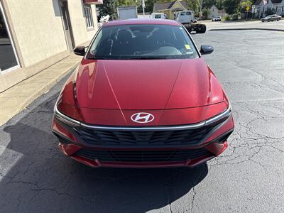 2025 Hyundai ELANTRA Hybrid Blue   - Photo 3 - Rushville, IN 46173