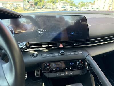 2025 Hyundai ELANTRA Hybrid Blue   - Photo 11 - Rushville, IN 46173