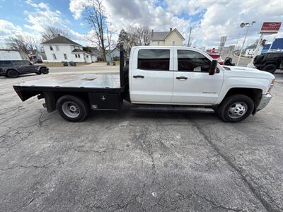 2019 Chevrolet Silverado 3500HD CC Work Truck   - Photo 4 - Rushville, IN 46173