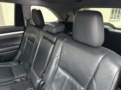 2016 Toyota Highlander XLE - Photo 12 - Rushville, IN 46173
