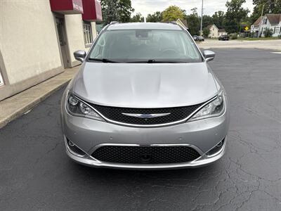 2018 Chrysler Pacifica Touring L   - Photo 3 - Rushville, IN 46173