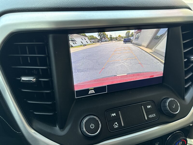 2023 Gmc Acadia SLT photo 13