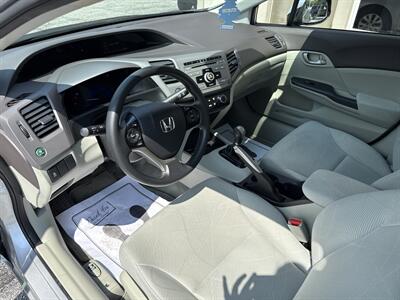 2012 Honda Civic LX   - Photo 10 - Rushville, IN 46173