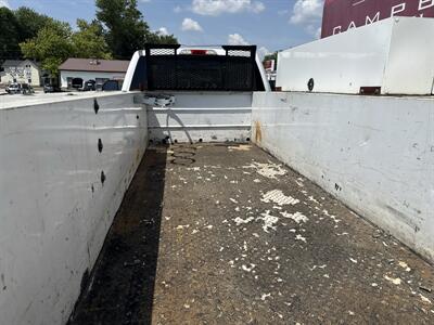 2021 Ford F-550 Super Duty   - Photo 13 - Rushville, IN 46173