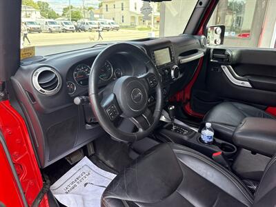 2016 Jeep Wrangler Unlimited Sahara   - Photo 10 - Rushville, IN 46173