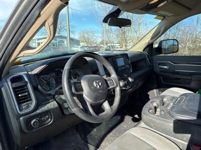 2019 RAM 2500 Big Horn   - Photo 12 - Rushville, IN 46173