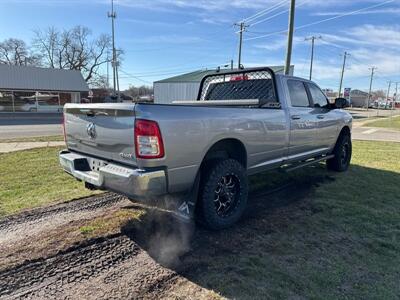 2019 RAM 2500 Big Horn   - Photo 6 - Rushville, IN 46173