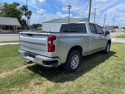 2020 Chevrolet Silverado 1500 LT   - Photo 6 - Rushville, IN 46173