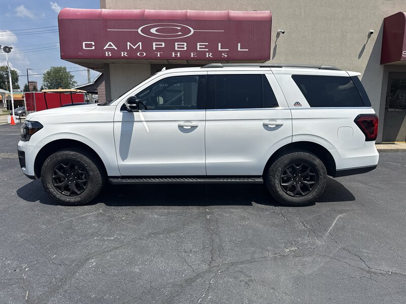 2022 Ford Expedition Timberline   - Photo 1 - Rushville, IN 46173