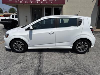 2017 Chevrolet Sonic LT Auto   - Photo 1 - Rushville, IN 46173