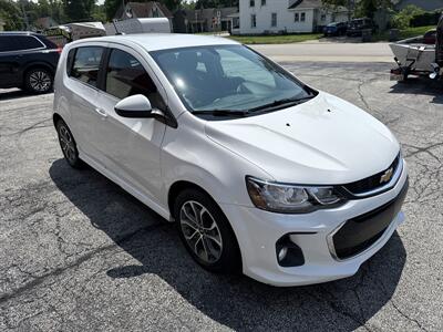 2017 Chevrolet Sonic LT Auto   - Photo 4 - Rushville, IN 46173