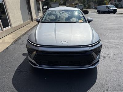 2024 Hyundai SONATA SEL   - Photo 3 - Rushville, IN 46173