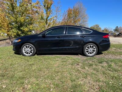 2020 Ford Fusion Hybrid SE   - Photo 1 - Rushville, IN 46173