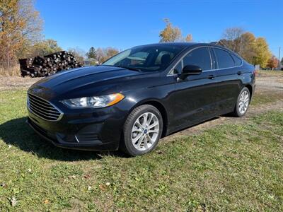 2020 Ford Fusion Hybrid SE   - Photo 2 - Rushville, IN 46173