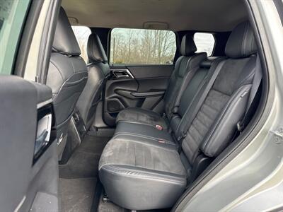 2022 Mitsubishi Outlander SE   - Photo 11 - Rushville, IN 46173