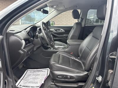 2021 Chevrolet Traverse RS   - Photo 9 - Rushville, IN 46173