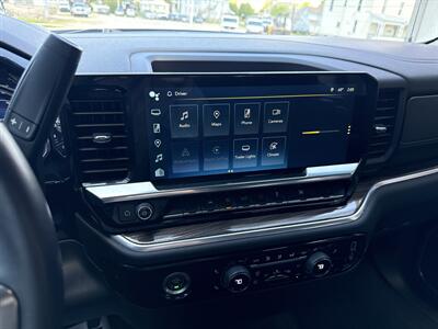 2022 Chevrolet Silverado 1500 LT   - Photo 10 - Rushville, IN 46173