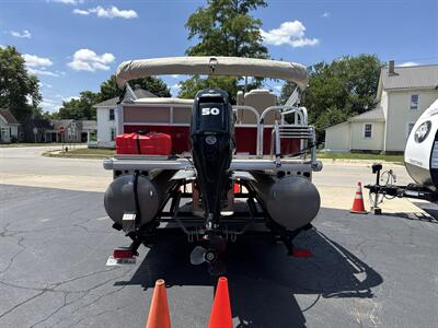 2025 SunTracker Bass Buggy 16XL   - Photo 6 - Rushville, IN 46173