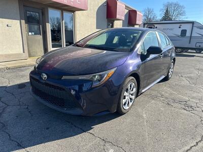 2021 Toyota Corolla LE   - Photo 2 - Rushville, IN 46173