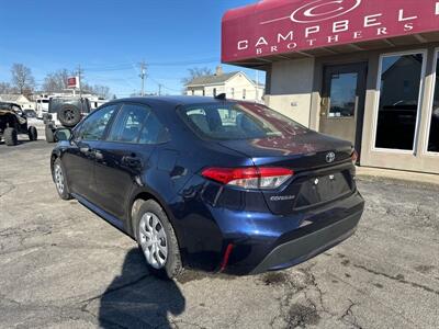 2021 Toyota Corolla LE   - Photo 8 - Rushville, IN 46173