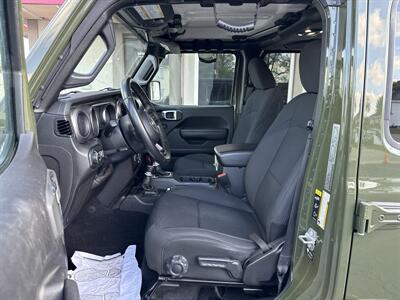 2022 Jeep Gladiator Sport S - Photo 9 - Rushville, IN 46173