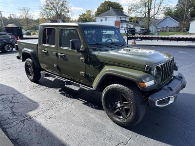 2022 Jeep Gladiator Sport S - Photo 4 - Rushville, IN 46173