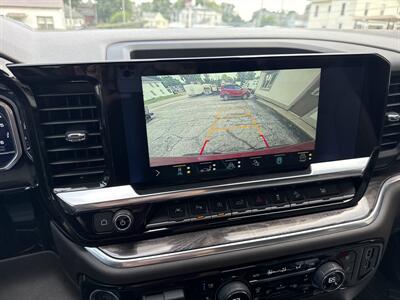 2022 Chevrolet Silverado 1500 LTZ   - Photo 13 - Rushville, IN 46173