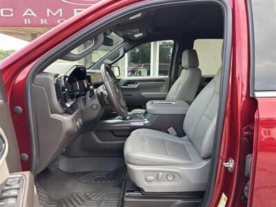 2022 Chevrolet Silverado 1500 LTZ   - Photo 9 - Rushville, IN 46173