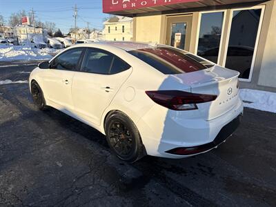 2020 Hyundai ELANTRA SEL - Photo 7 - Rushville, IN 46173