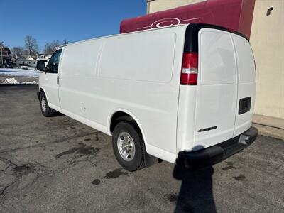 2016 Chevrolet Express 3500   - Photo 8 - Rushville, IN 46173