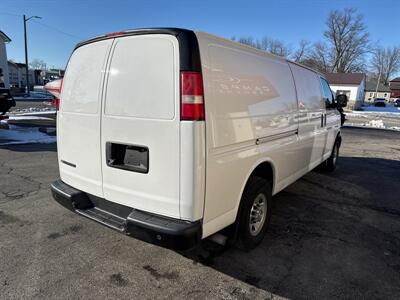 2016 Chevrolet Express 3500   - Photo 6 - Rushville, IN 46173