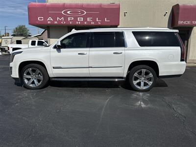 2019 Cadillac Escalade ESV Premium Luxury   - Photo 10 - Rushville, IN 46173