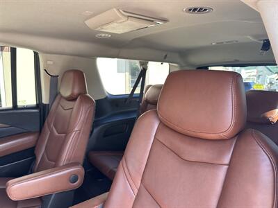 2019 Cadillac Escalade ESV Premium Luxury   - Photo 15 - Rushville, IN 46173