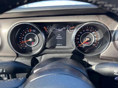 2018 Jeep Wrangler Sport S   - Photo 15 - Rushville, IN 46173