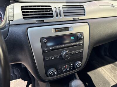 2009 Chevrolet Impala SS   - Photo 5 - Rushville, IN 46173