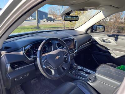 2021 Chevrolet Traverse LT Leather   - Photo 10 - Rushville, IN 46173