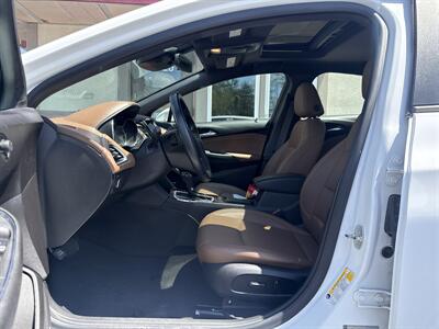 2019 Chevrolet Cruze Premier - Photo 8 - Rushville, IN 46173
