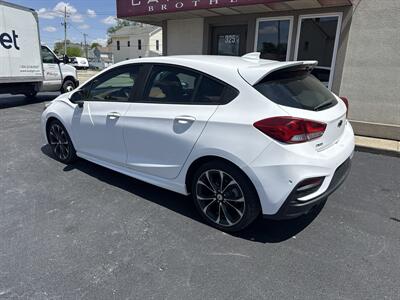 2019 Chevrolet Cruze Premier - Photo 7 - Rushville, IN 46173