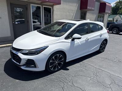 2019 Chevrolet Cruze Premier - Photo 2 - Rushville, IN 46173