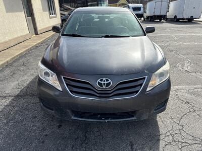 2010 Toyota Camry   - Photo 2 - Rushville, IN 46173