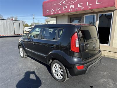 2012 Kia Soul +   - Photo 7 - Rushville, IN 46173