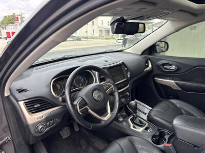 2018 Jeep Cherokee Limited   - Photo 9 - Rushville, IN 46173