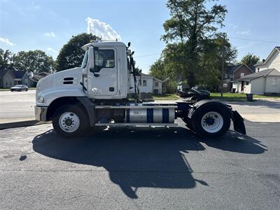 2017 Mack Pinnacle Conventional