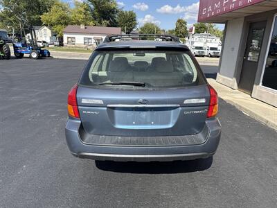 2006 Subaru Outback 2.5i   - Photo 6 - Rushville, IN 46173