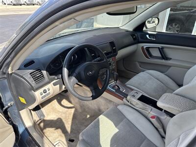 2006 Subaru Outback 2.5i   - Photo 9 - Rushville, IN 46173