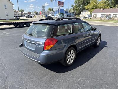 2006 Subaru Outback 2.5i   - Photo 5 - Rushville, IN 46173