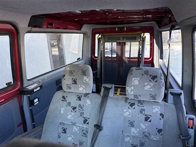 2006 Dodge Sprinter 2500   - Photo 10 - Rushville, IN 46173