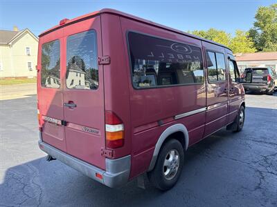 2006 Dodge Sprinter 2500   - Photo 5 - Rushville, IN 46173