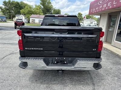 2021 Chevrolet Silverado 1500 LT   - Photo 6 - Rushville, IN 46173